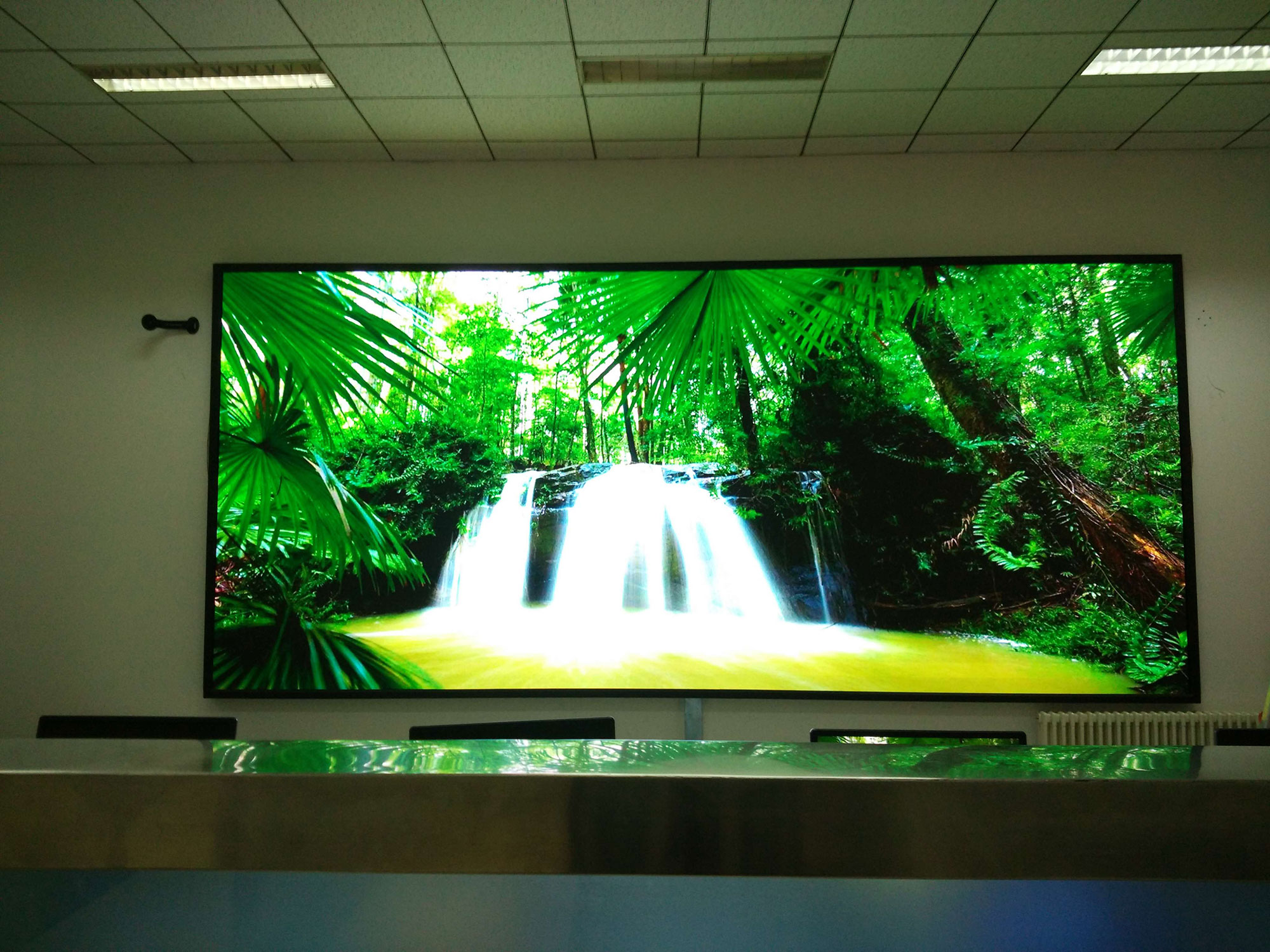 P3室內全彩LED顯示屏 P3室內全彩LED顯示屏